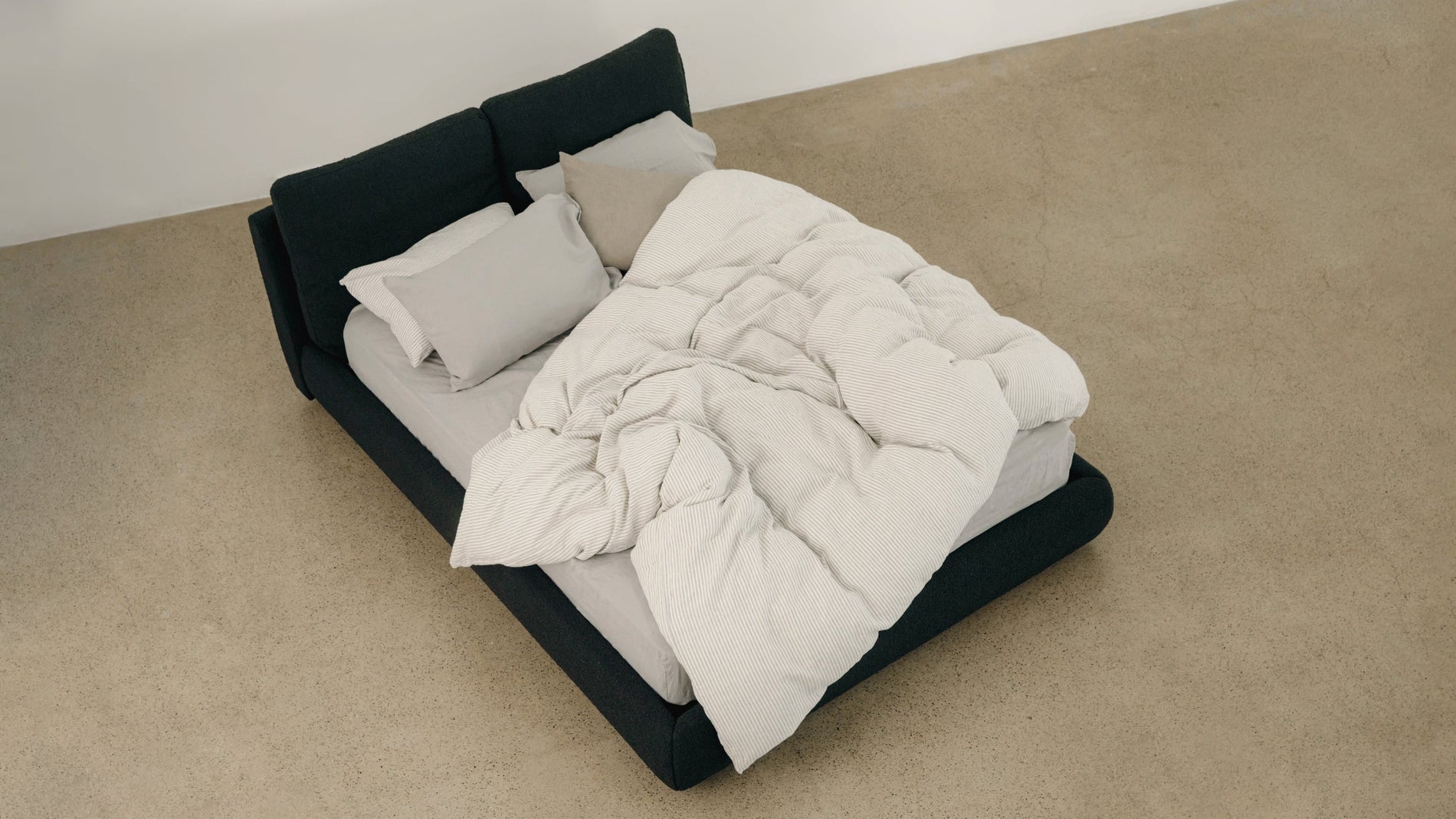 Cloud Bed, Queen, Carbon Boucle_image