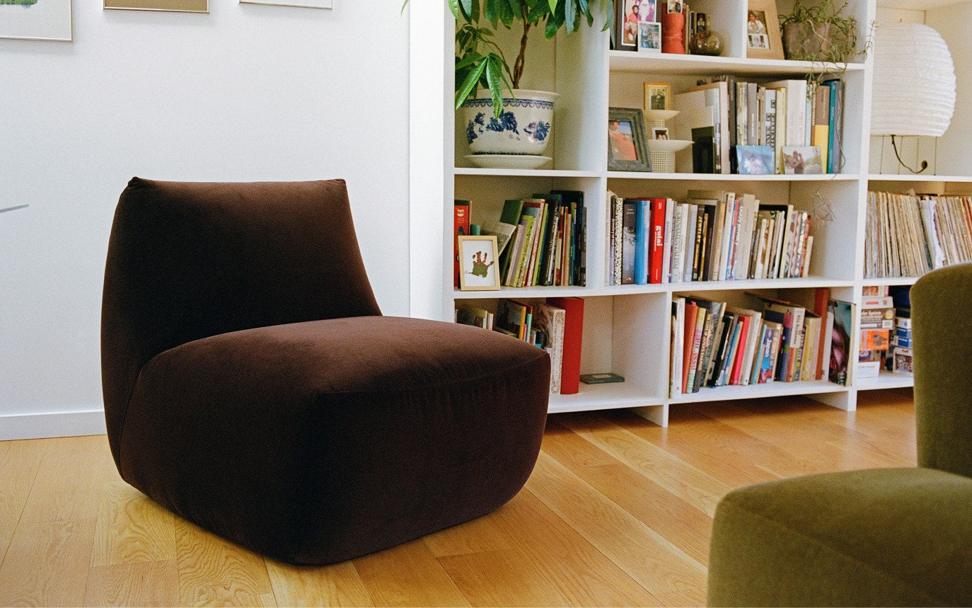 Close To You Lounge Chair, Chocolate