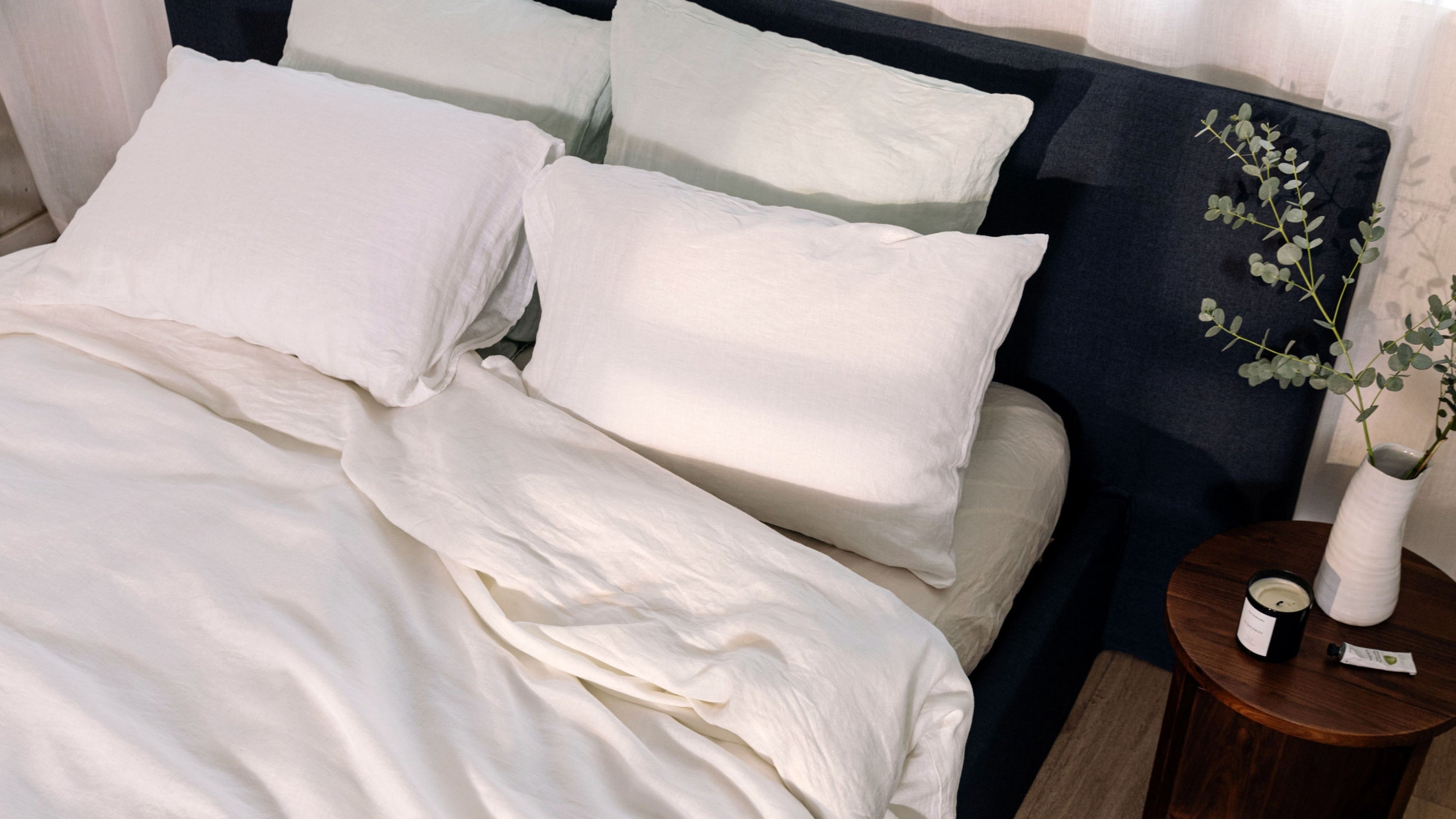 Wave Bed, Queen, Midnight - Image 4