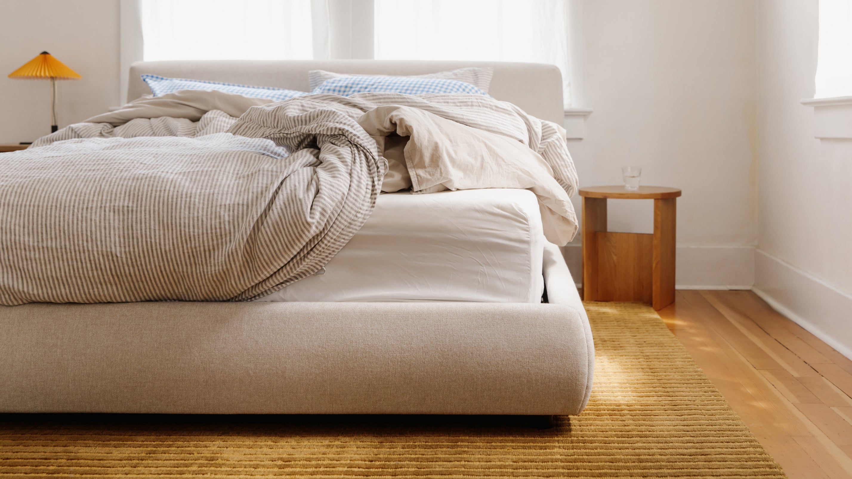 Dream Bed With Storage, Queen, Latte