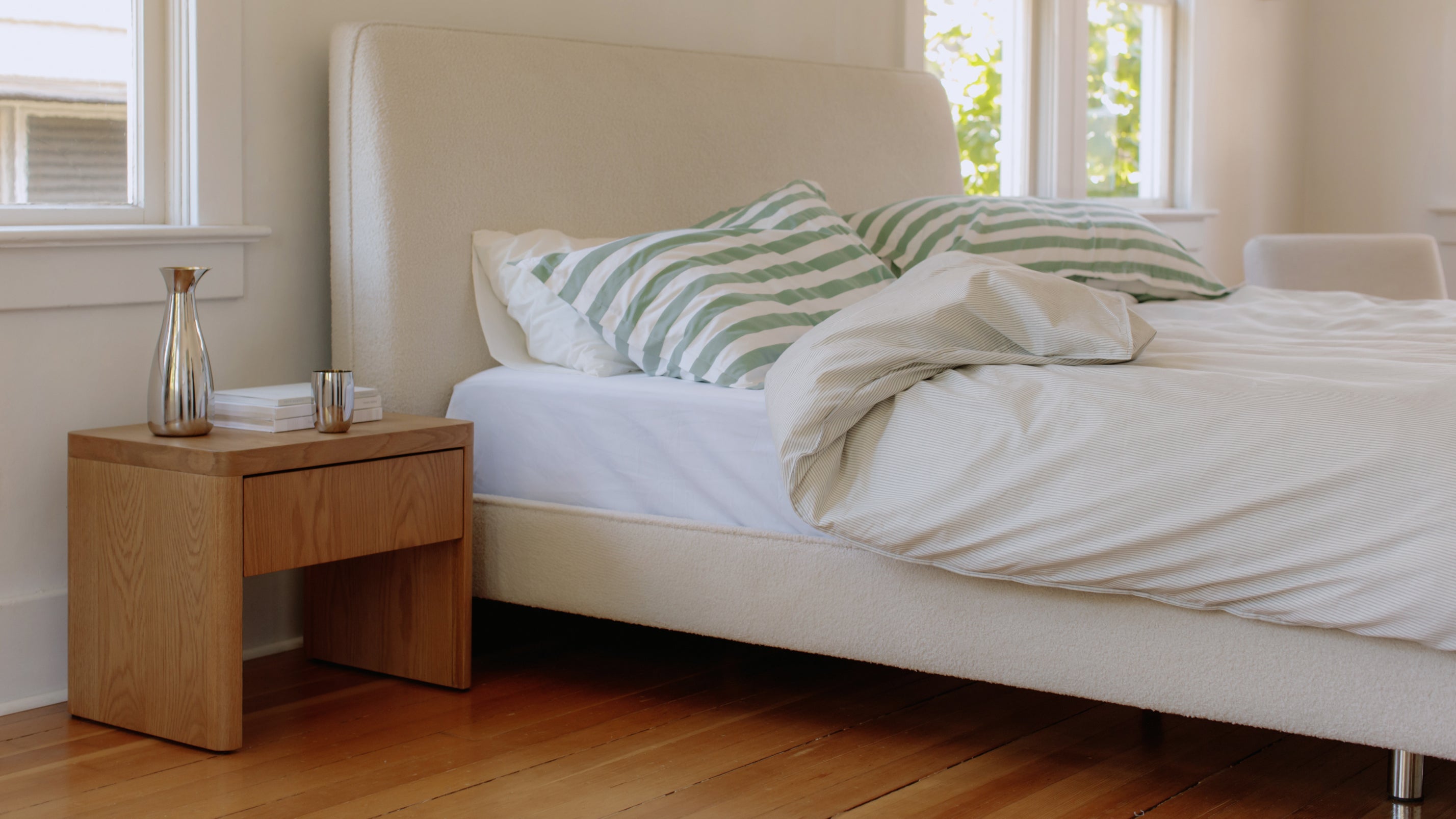 Drift Bed, King, Stone - Image 12