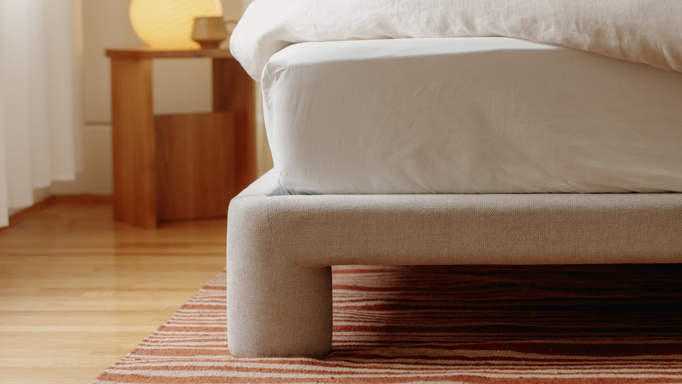Lunar Bed, Queen, Latte - Image 4