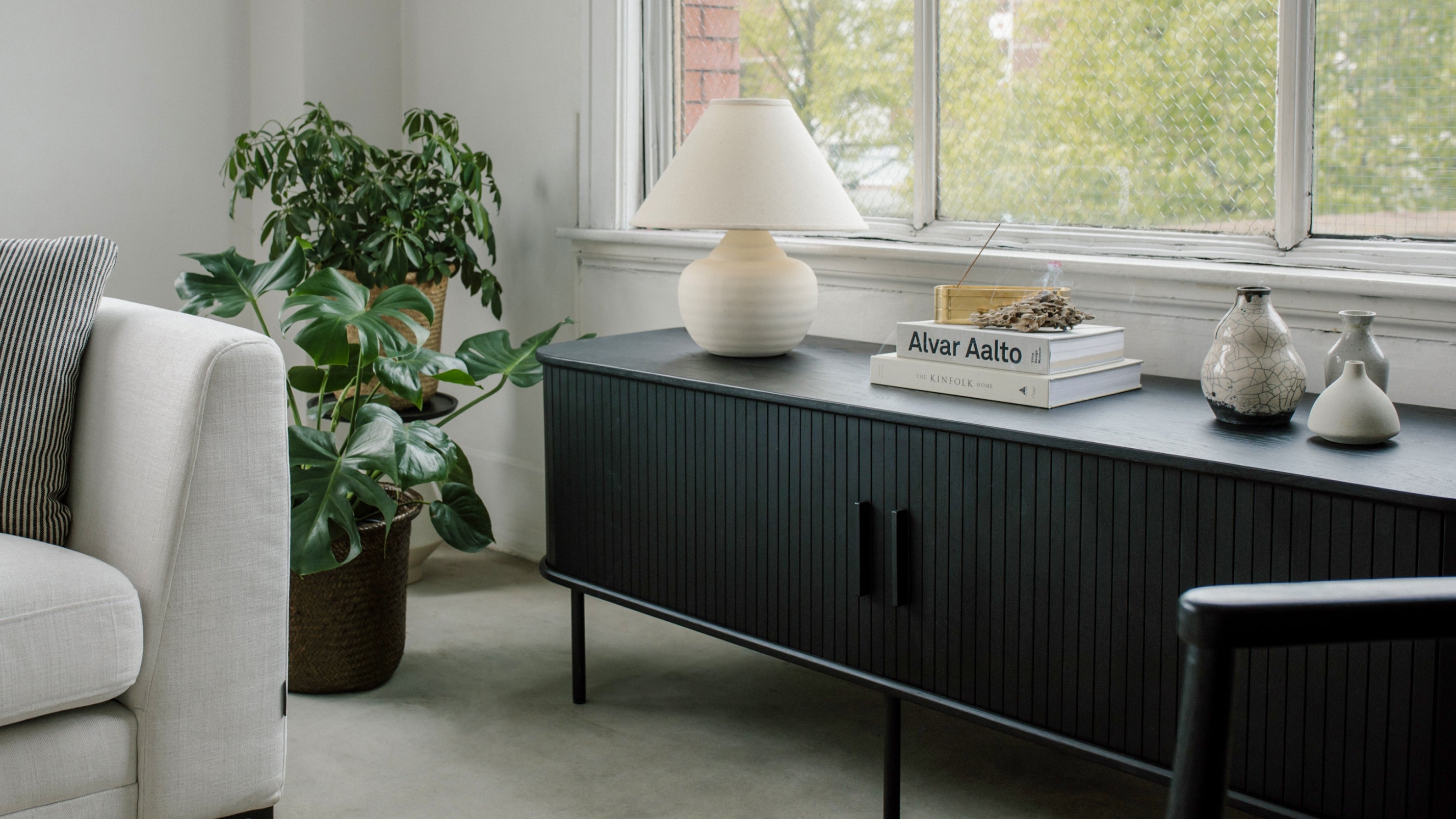 Easy Edge Media Unit, Black Oak - Image 12