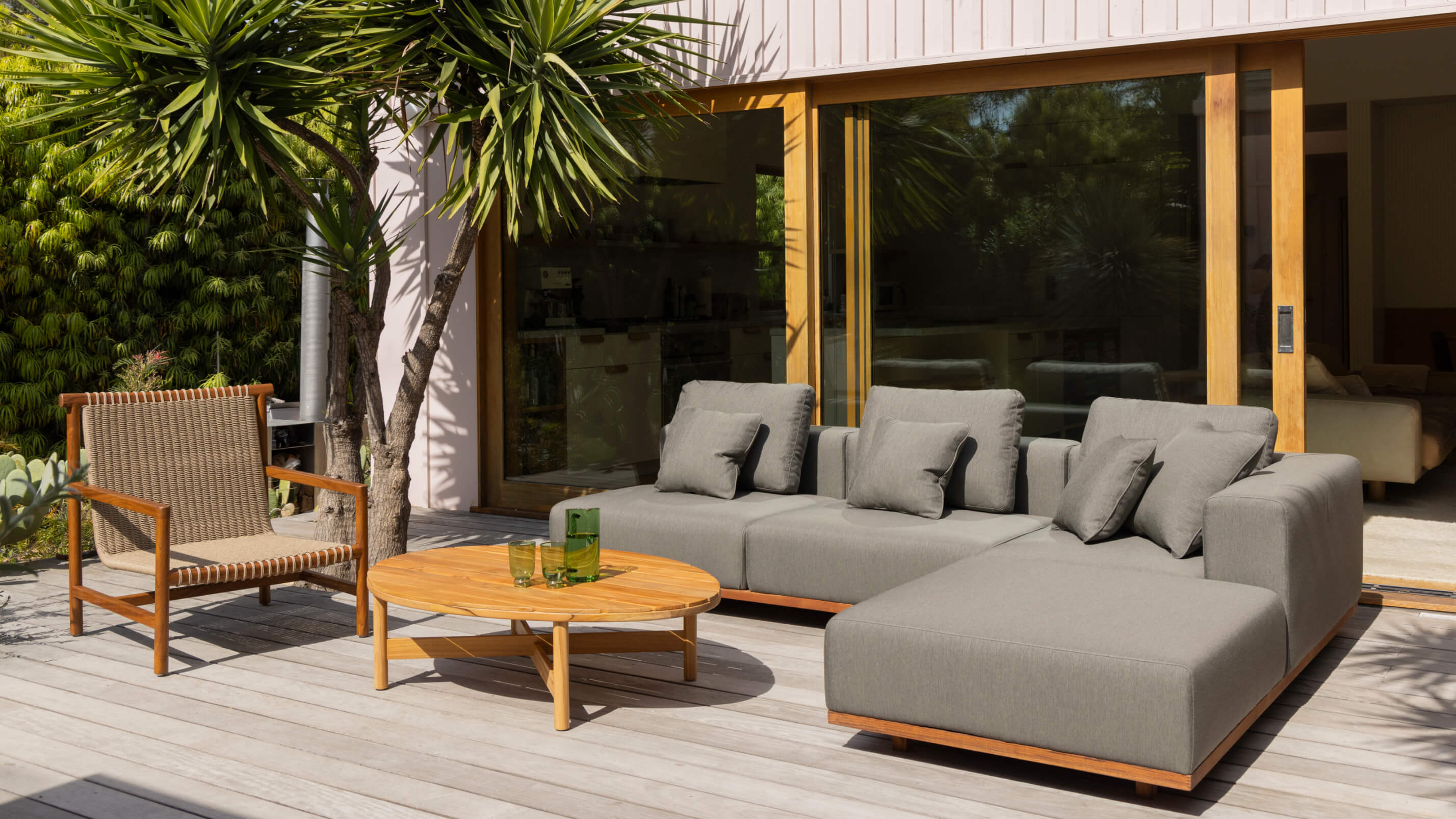 Table Talk Outdoor Coffee Table, Large, Teak - Image 4
