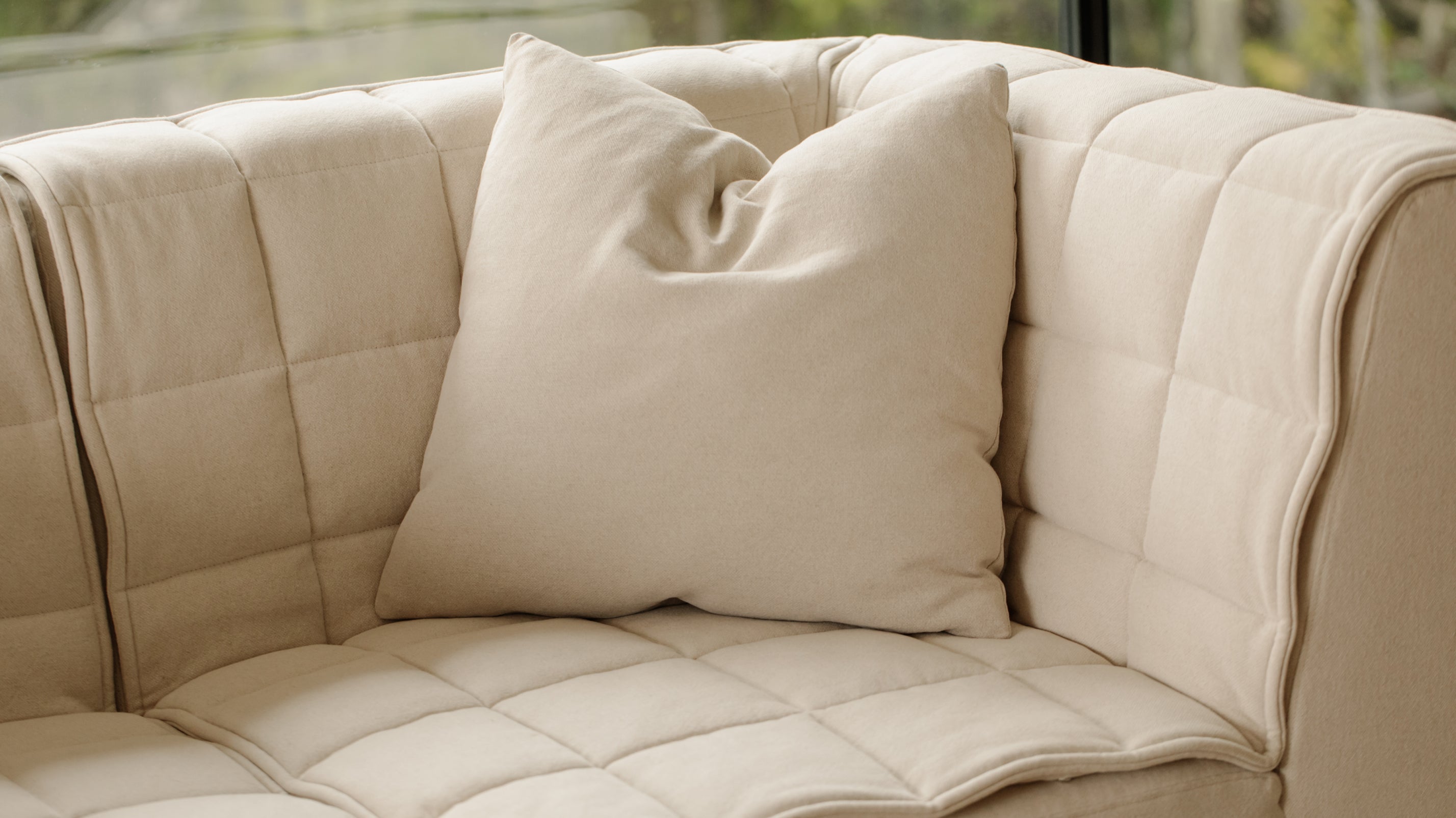 Quilt 2-Piece Modular Sofa, Fawn - Image 5